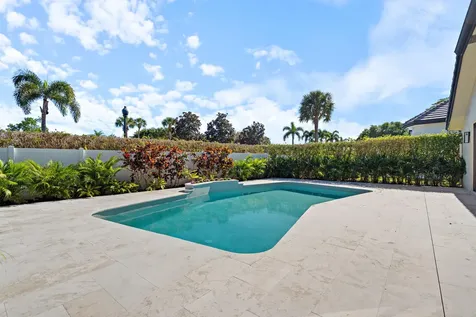 5537 Steeplechase Boca Raton FL 33496