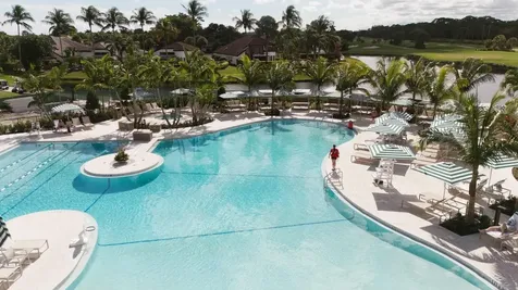5537 Steeplechase Boca Raton FL 33496