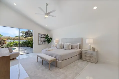 5537 Steeplechase Boca Raton FL 33496