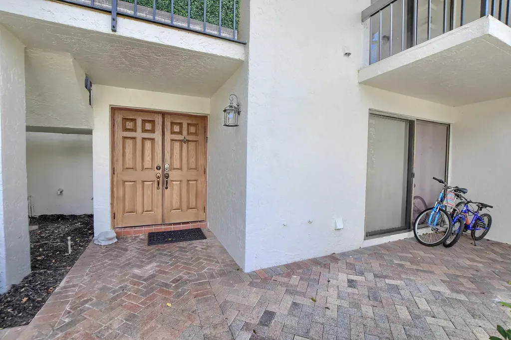 6748 Willow Wood Drive Boca Raton FL 33434