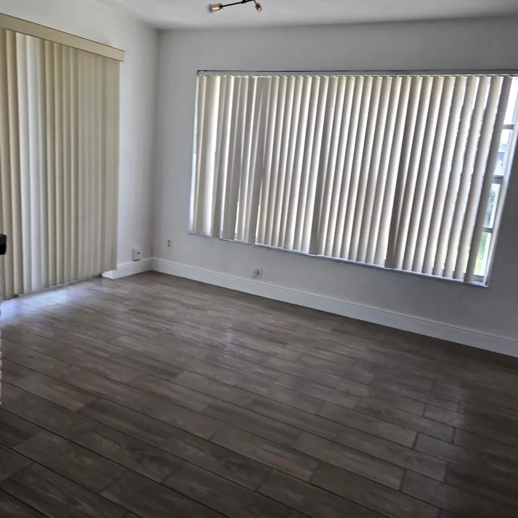 3860 NW 8th Place Fort Lauderdale FL 33311