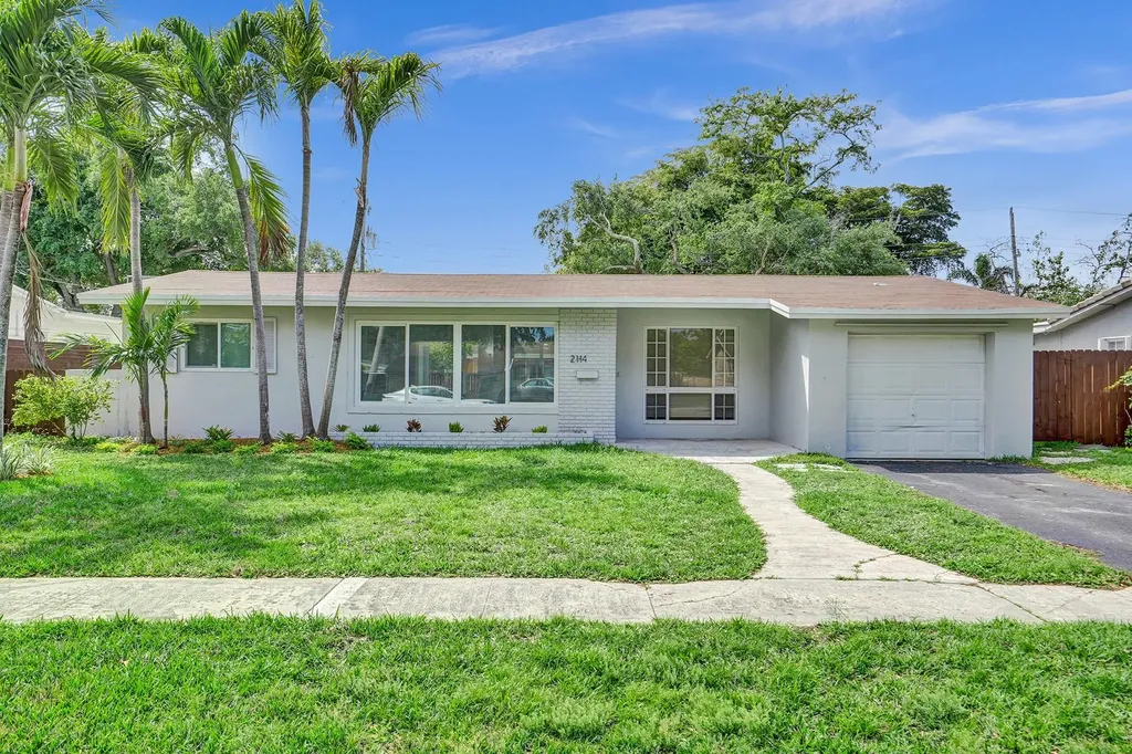 2114 N 42nd Avenue Hollywood FL 33021