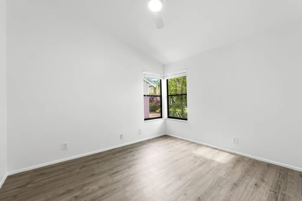 9718 Lancaster Place Boca Raton FL 33434