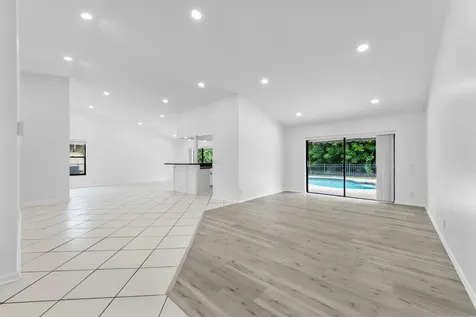9718 Lancaster Place Boca Raton FL 33434