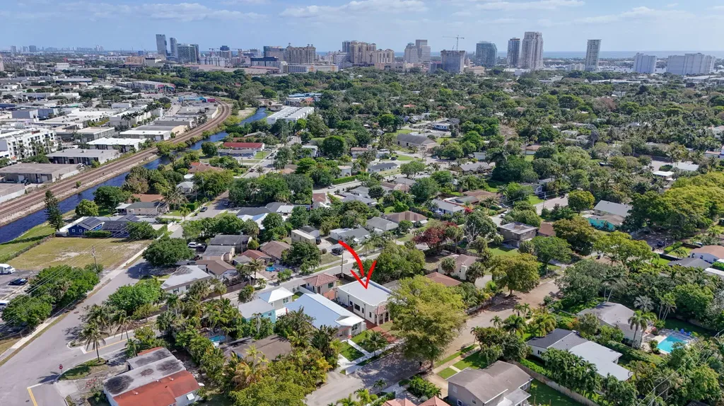1013 Ardmore Road West Palm Beach FL 33401