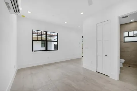 1013 Ardmore Road West Palm Beach FL 33401