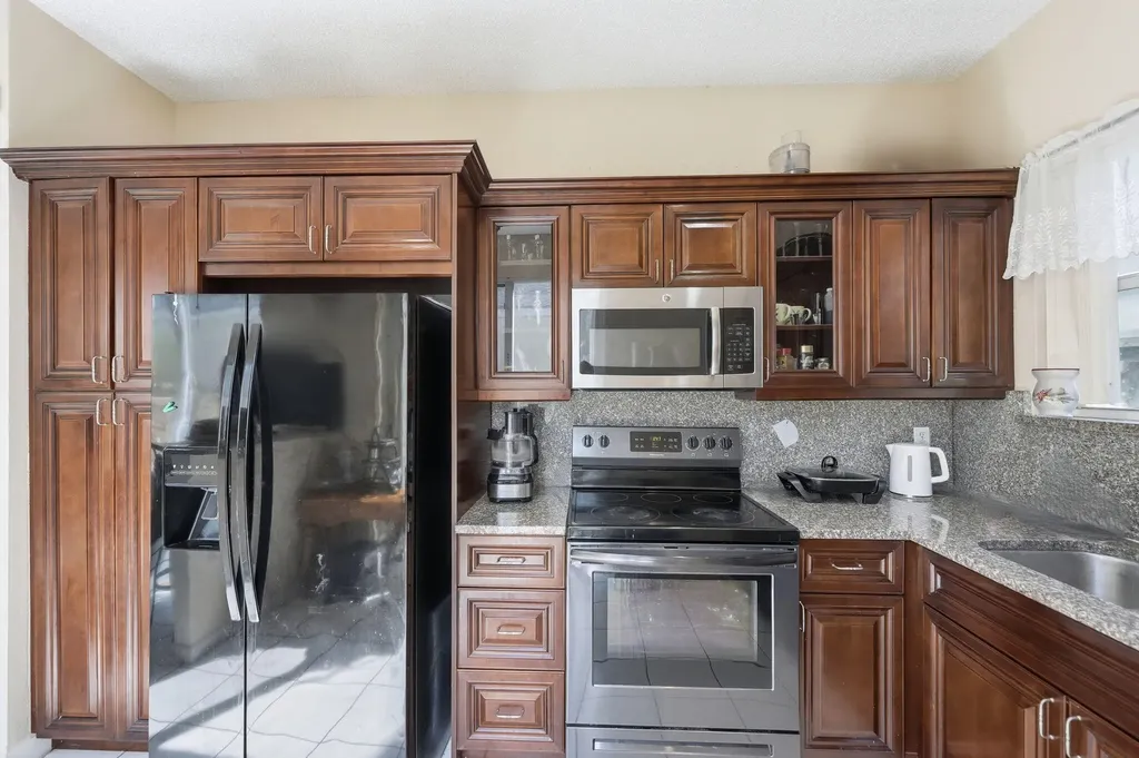 1239 Sussex Street Boynton Beach FL 33436