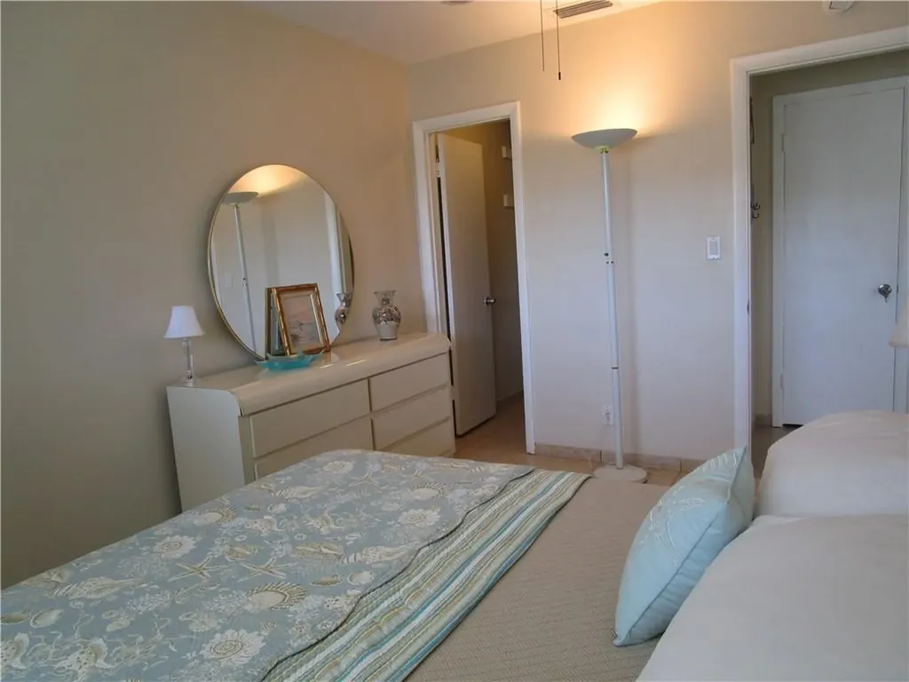 2000 NE 51st Court Fort Lauderdale FL 33308