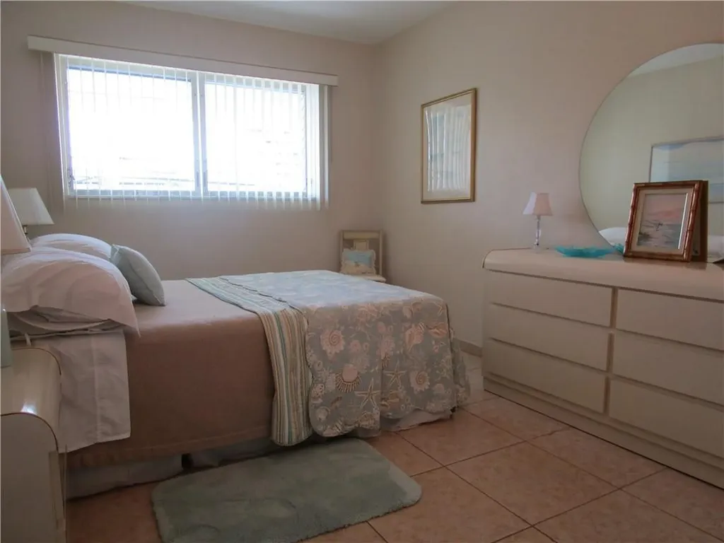 2000 NE 51st Court Fort Lauderdale FL 33308