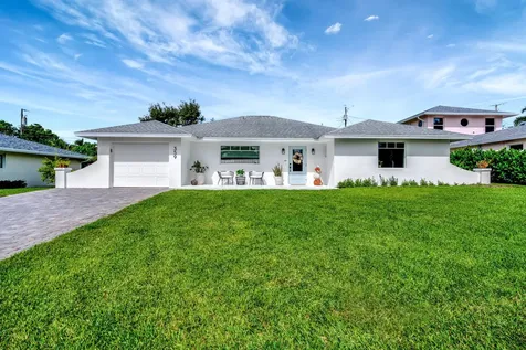 359 Beacon Street Tequesta FL 33469