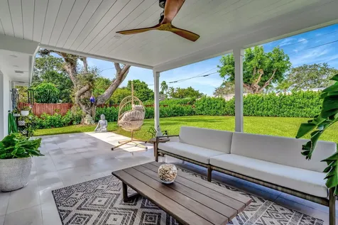 359 Beacon Street Tequesta FL 33469