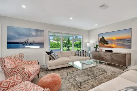 359 Beacon Street Tequesta FL 33469