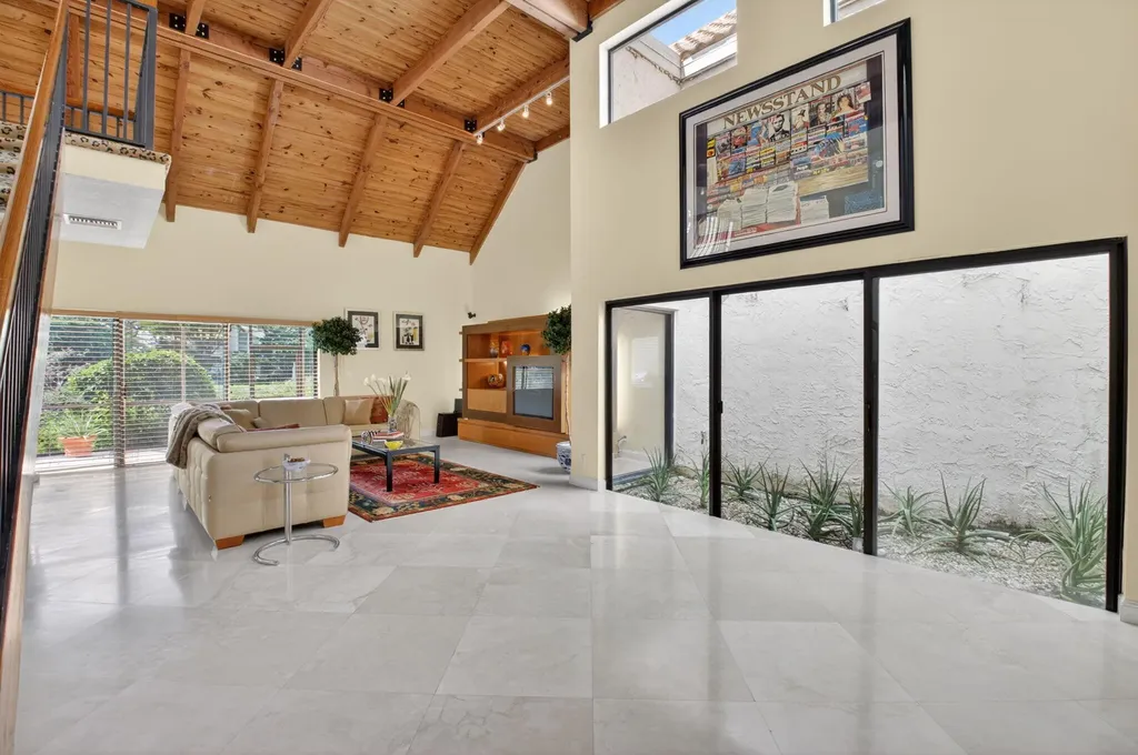 6130 Vía Tierra Boca Raton FL 33433