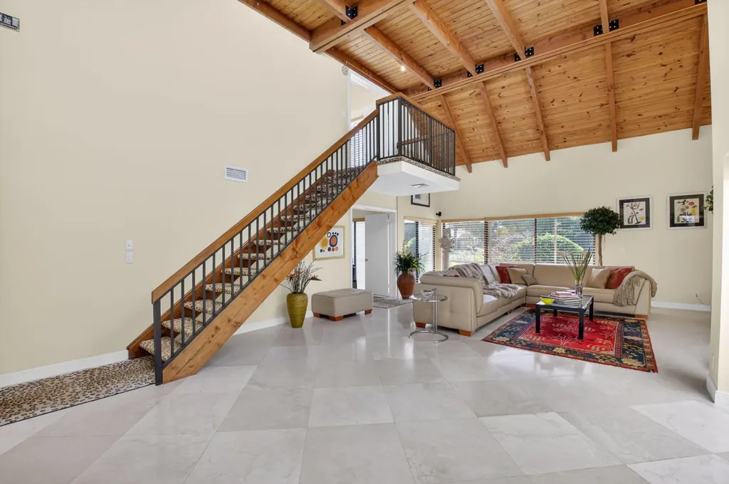 6130 Vía Tierra Boca Raton FL 33433