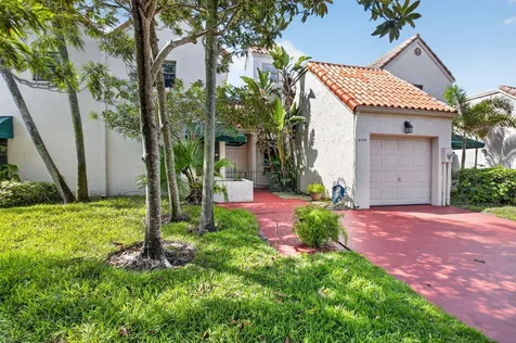 6130 Vía Tierra Boca Raton FL 33433