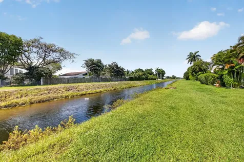 6130 Vía Tierra Boca Raton FL 33433