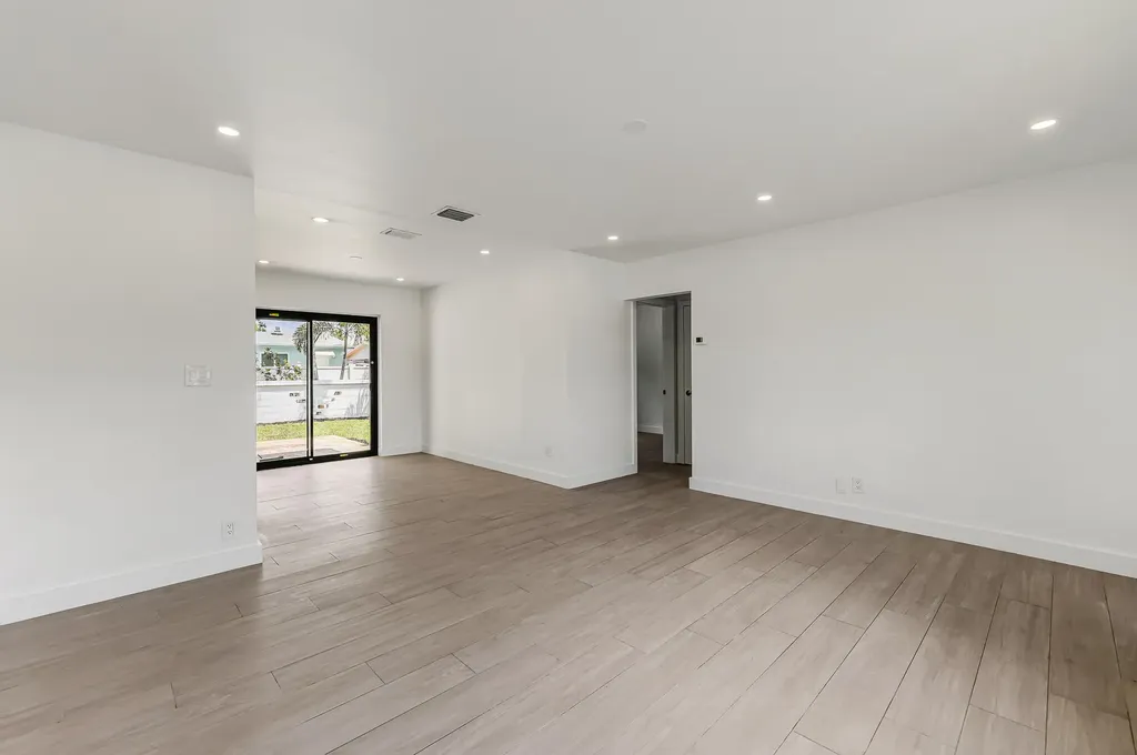 101 NE 57th Court Fort Lauderdale FL 33334