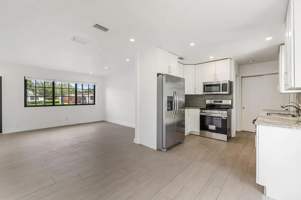 101 NE 57th Court Fort Lauderdale FL 33334