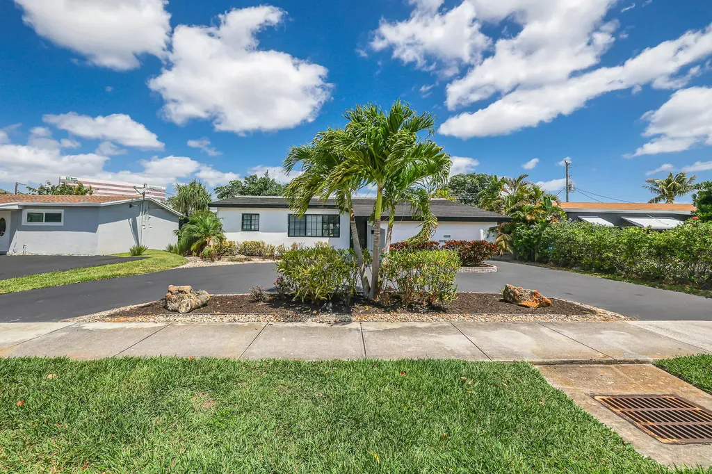101 NE 57th Court Fort Lauderdale FL 33334