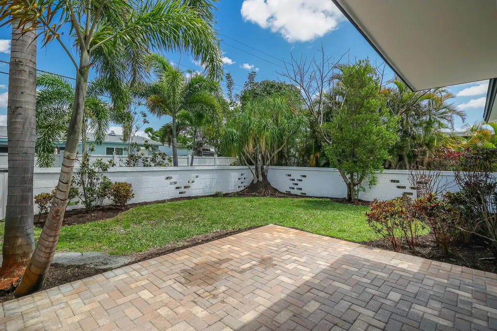 101 NE 57th Court Fort Lauderdale FL 33334