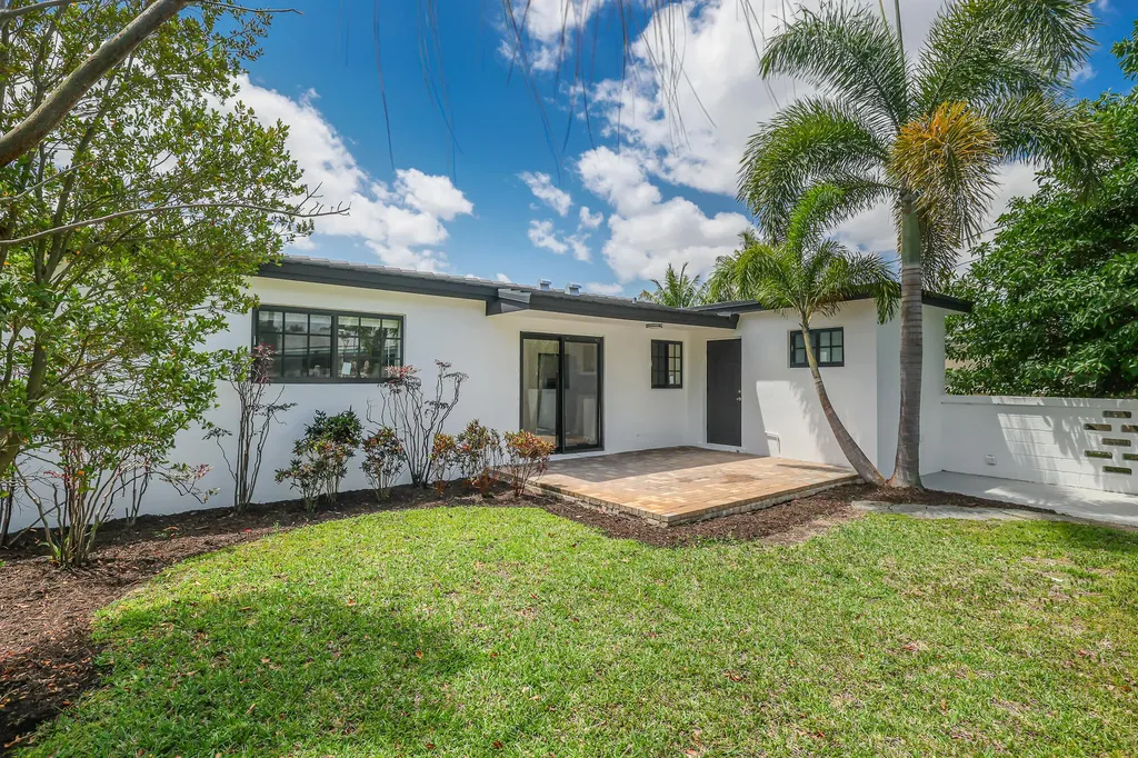 101 NE 57th Court Fort Lauderdale FL 33334