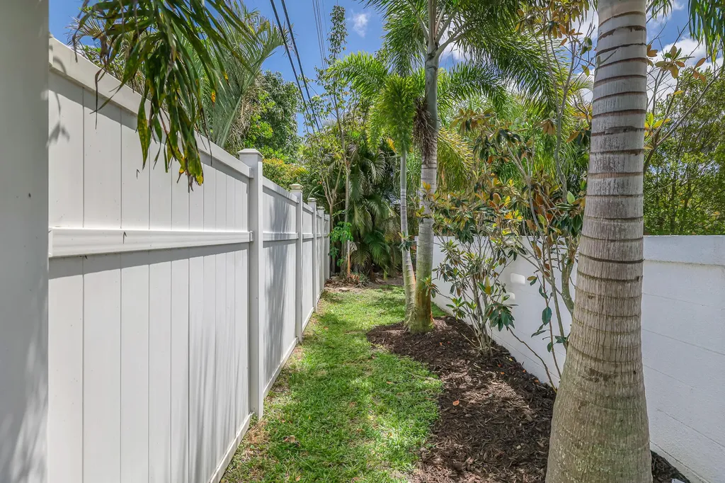 101 NE 57th Court Fort Lauderdale FL 33334