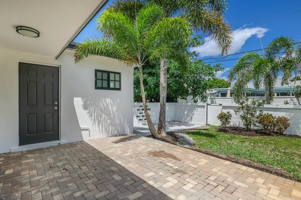 101 NE 57th Court Fort Lauderdale FL 33334