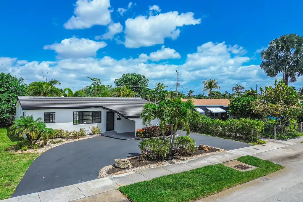 101 NE 57th Court Fort Lauderdale FL 33334