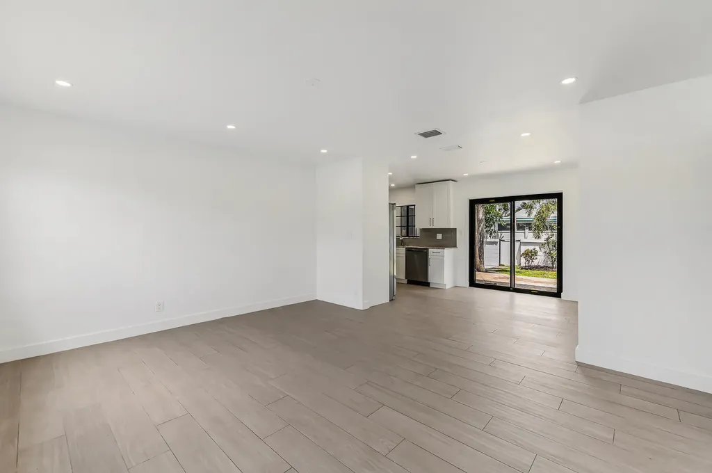 101 NE 57th Court Fort Lauderdale FL 33334