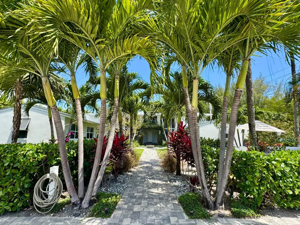 1025 Casuarina Road Delray Beach FL 33483