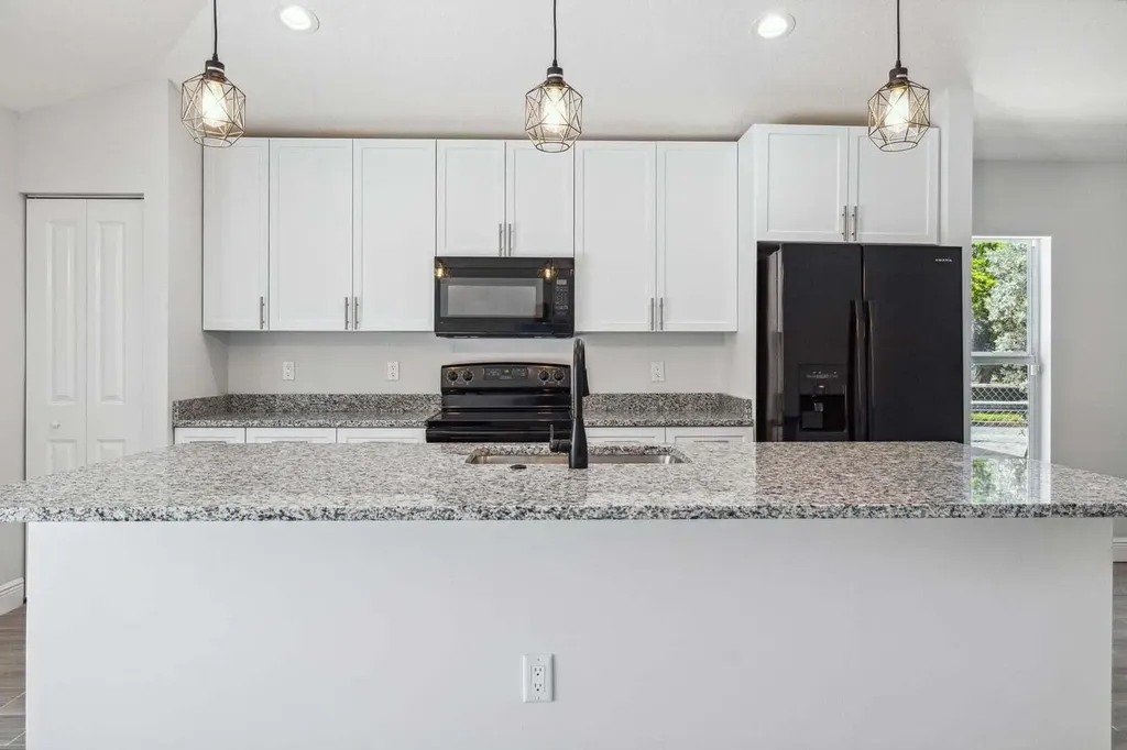 1132 11th Street West Palm Beach FL 33401