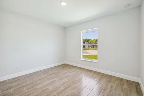 1132 11th Street West Palm Beach FL 33401