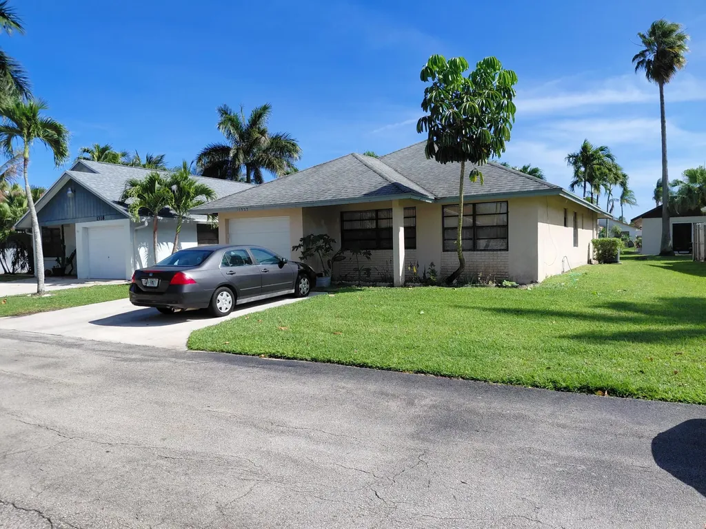 1322 Pines Lane West Palm Beach FL 33415