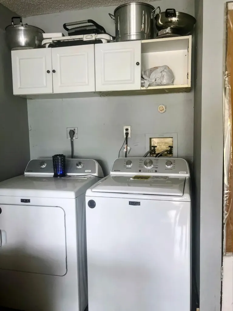 1322 Pines Lane West Palm Beach FL 33415