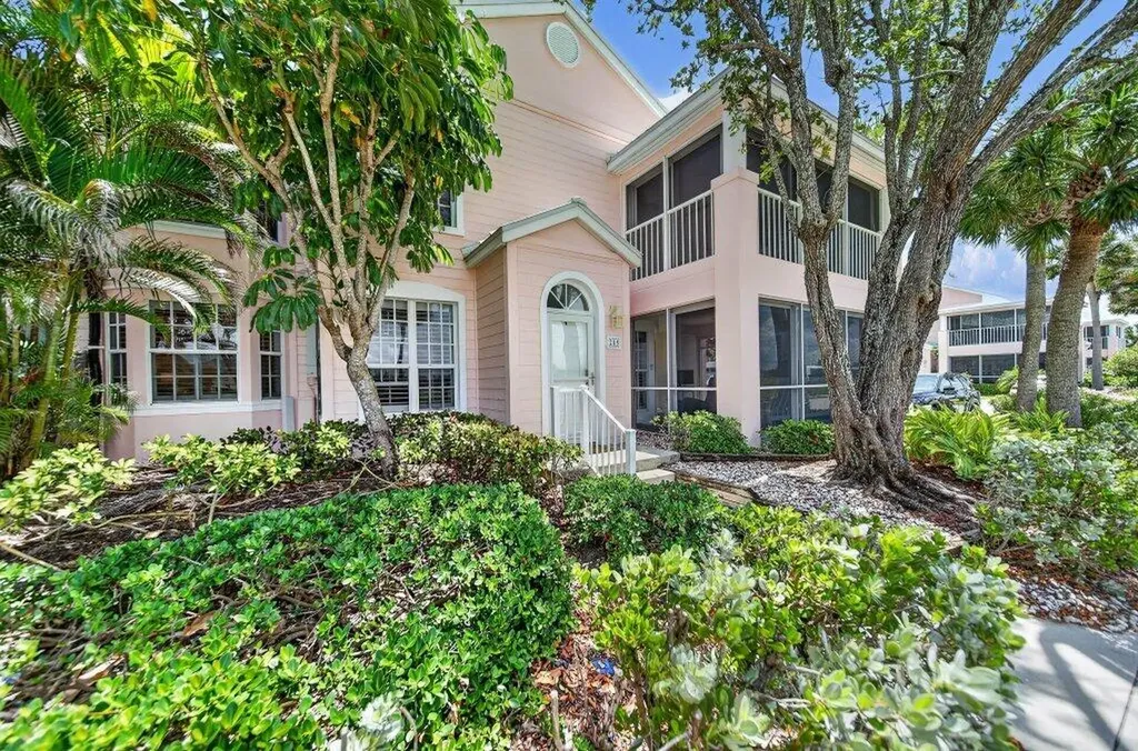 391 NE Plantation Road Hutchinson Island FL 34996