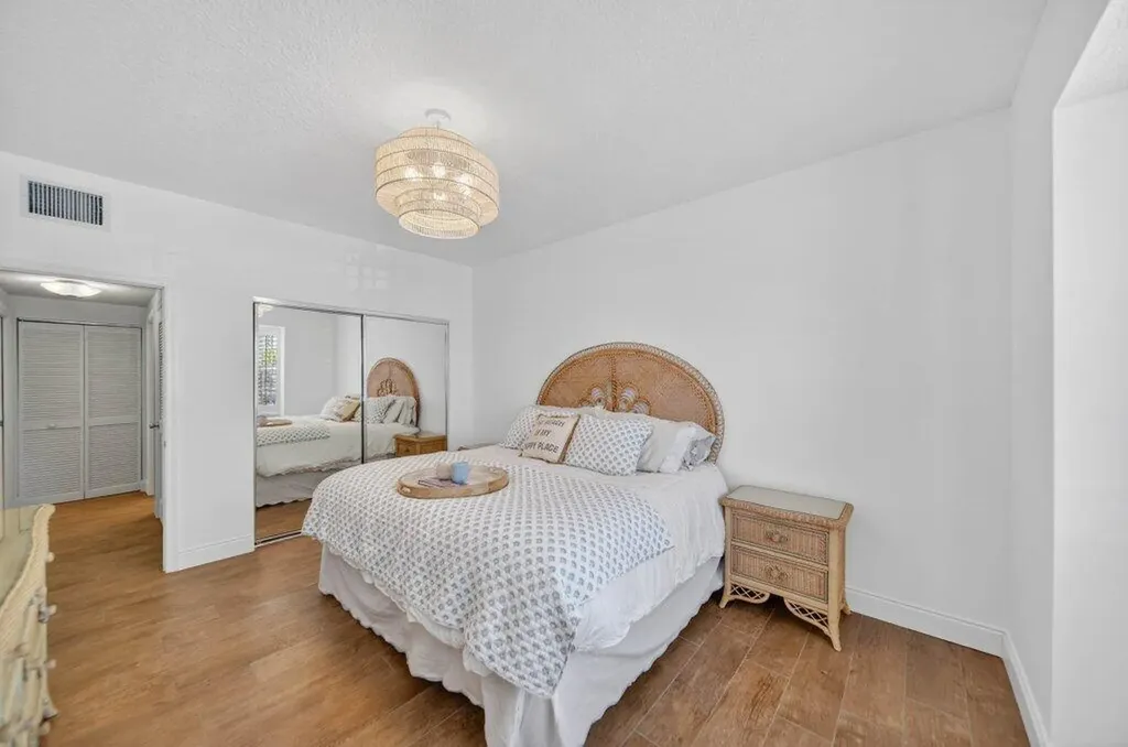 391 NE Plantation Road Hutchinson Island FL 34996