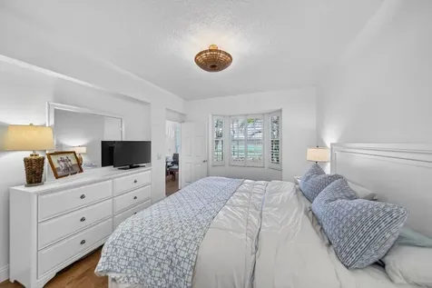 391 NE Plantation Road Hutchinson Island FL 34996