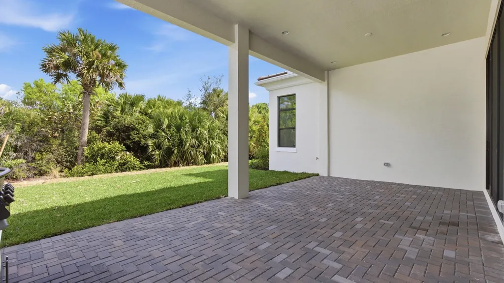 13278 Artisan Circle Palm Beach Gardens FL 33418