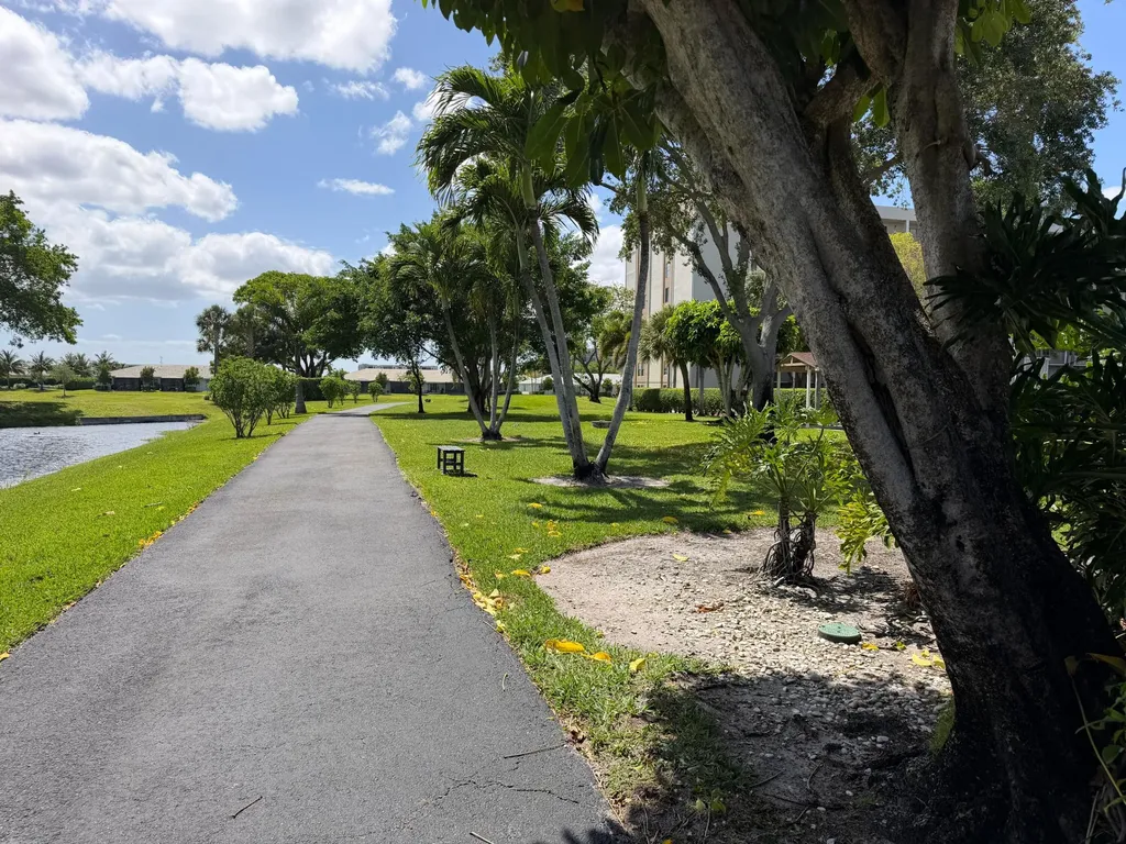14460 Strathmore Lane Delray Beach FL 33446
