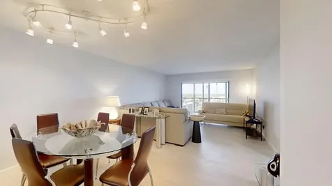 14460 Strathmore Lane Delray Beach FL 33446
