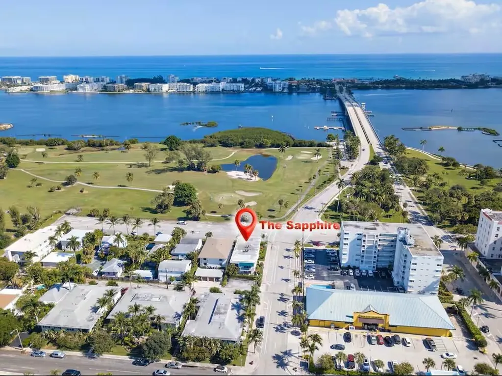 6 Lucerne Avenue Lake Worth Beach FL 33460