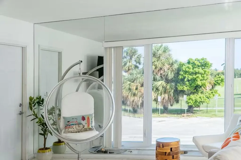 6 Lucerne Avenue Lake Worth Beach FL 33460
