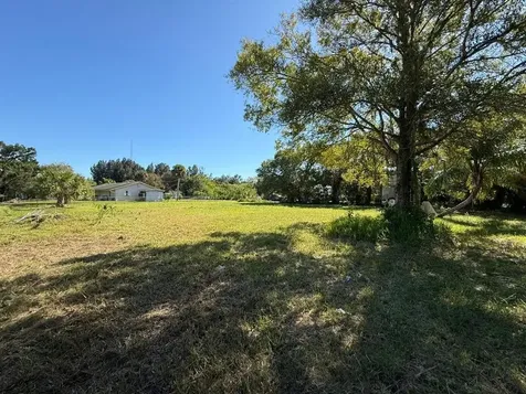3704 Arnold Road Fort Pierce FL 34981