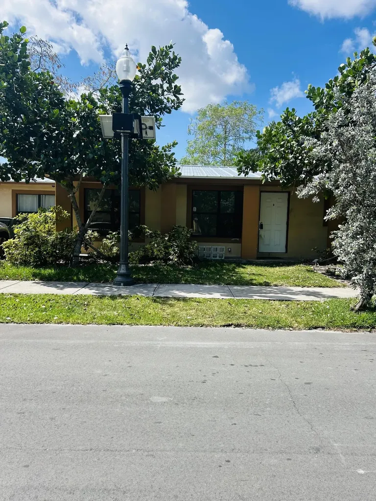 844 NW 3rd Avenue Fort Lauderdale FL 33311