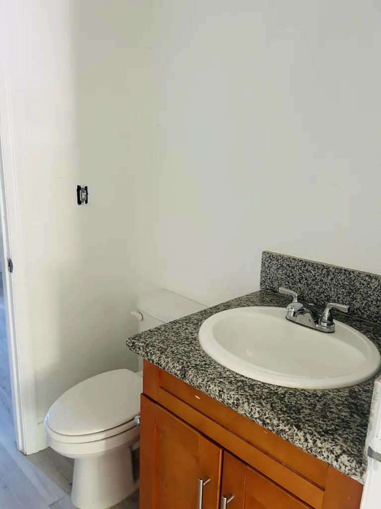 844 NW 3rd Avenue Fort Lauderdale FL 33311