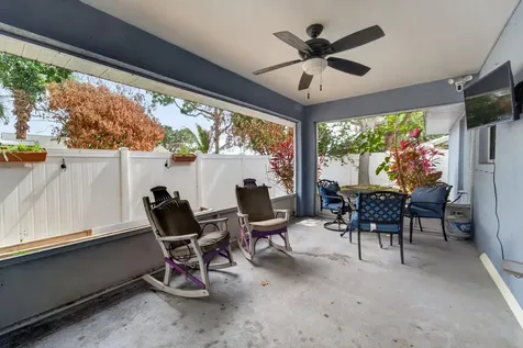 706 Osceola Avenue Fort Pierce FL 34982