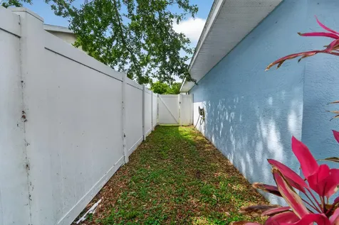 706 Osceola Avenue Fort Pierce FL 34982