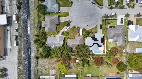 706 Osceola Avenue Fort Pierce FL 34982