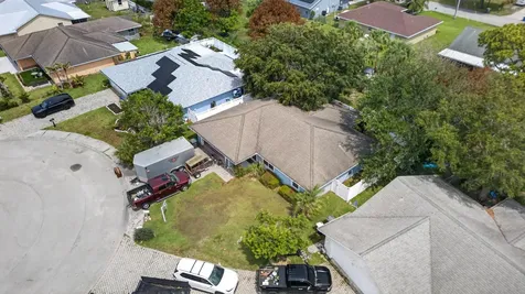 706 Osceola Avenue Fort Pierce FL 34982