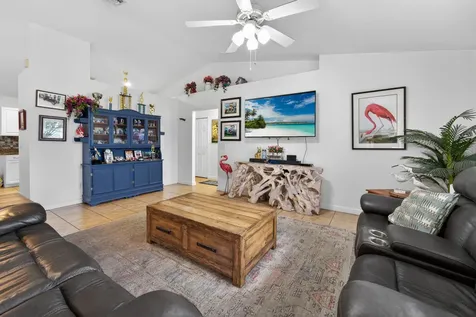 706 Osceola Avenue Fort Pierce FL 34982